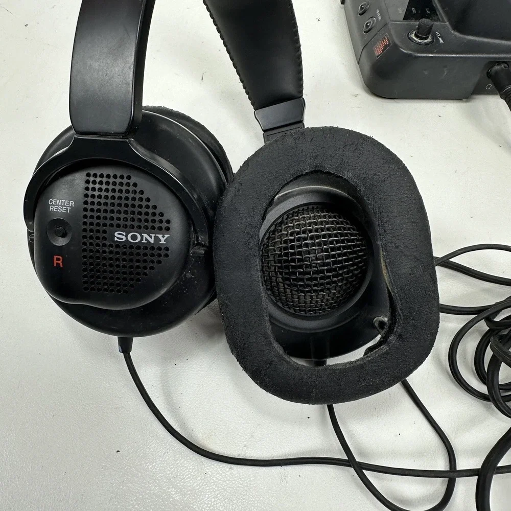 Sony VIP-1000 with VIP-1000H Headphones‎ Virtual Phones COMPLETE TMR-IF310